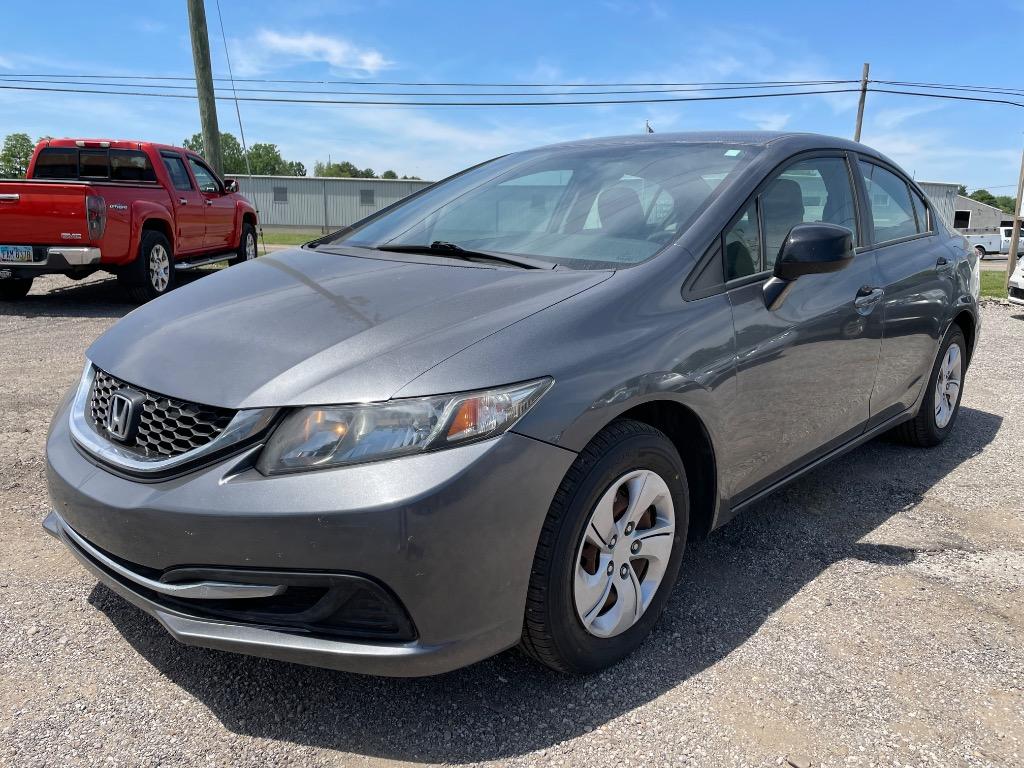 2013 Honda Civic LX Auto's photo